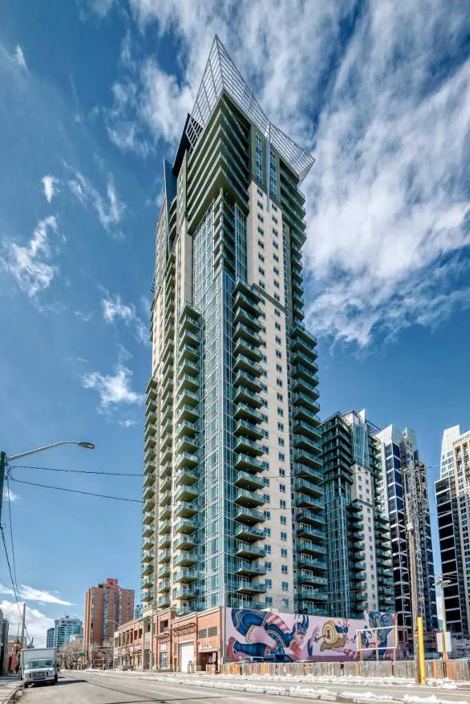 Vetro, 210 15 Avenue SE, Calgary