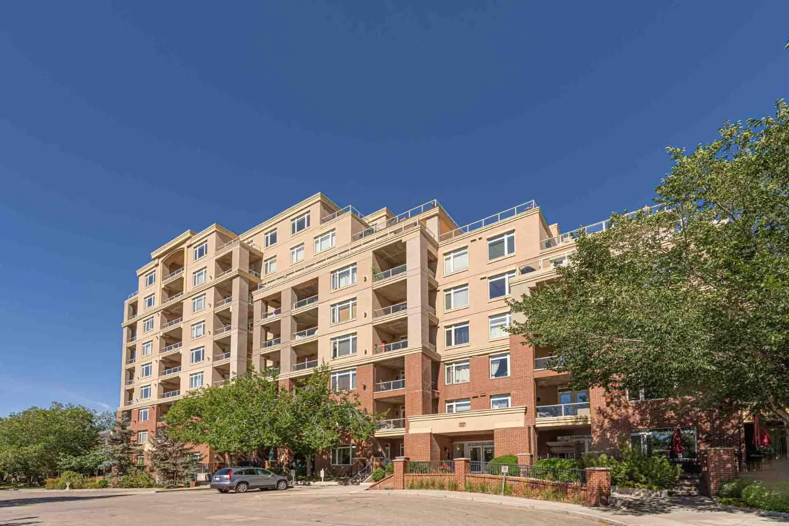 Copperwood, 24 Hemlock Crescent SW, Calgary