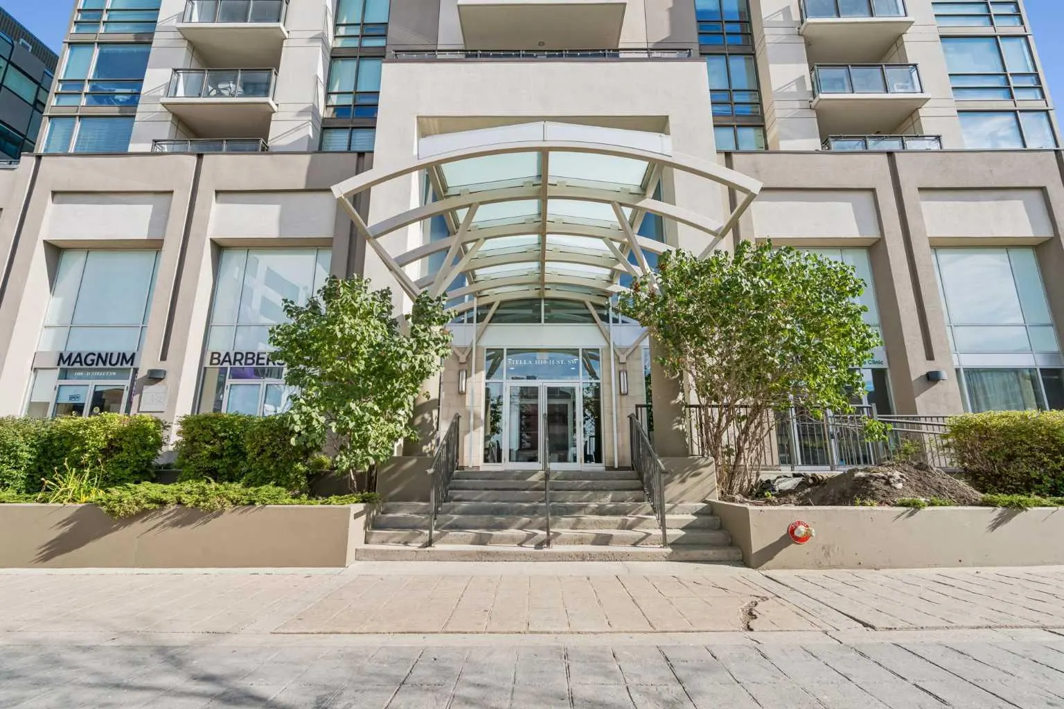 Stella, 1110 11 Street SW, Calgary