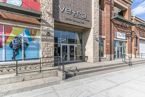 Unit 3206, 210 15 Avenue SE