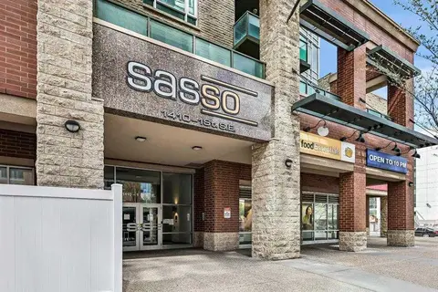 Unit 210, 1410 1 Street SE