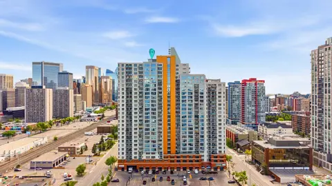 Unit 1907, 1053 10 Street SW