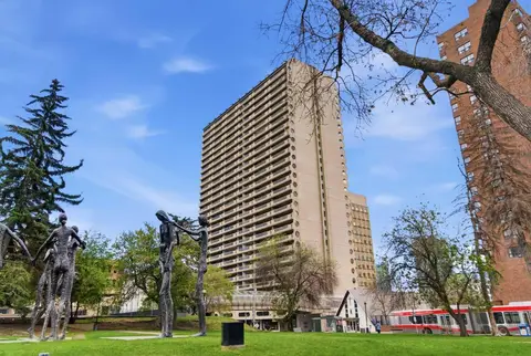 Unit 609, 221 6 Avenue SE