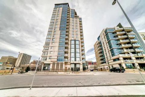 Riverfront Pointe, 325 3 Street SE