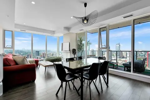 Unit 2402, 930 16 Avenue SW