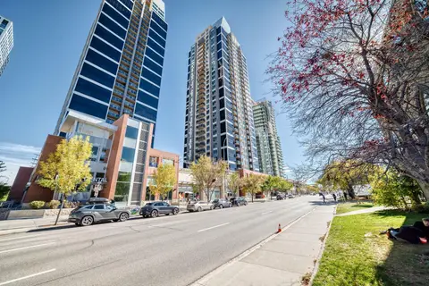 Alura, 1320 1 Street SE
