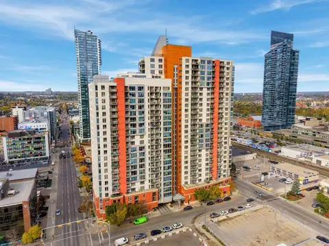 Unit 2014, 1053 10 Street SW