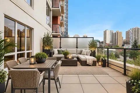 Unit 306, 1053 10 Street SW