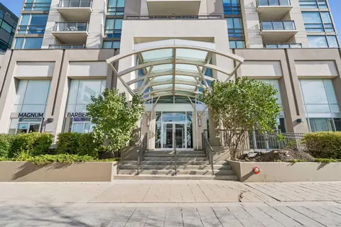 Stella, 1110 11 Street SW