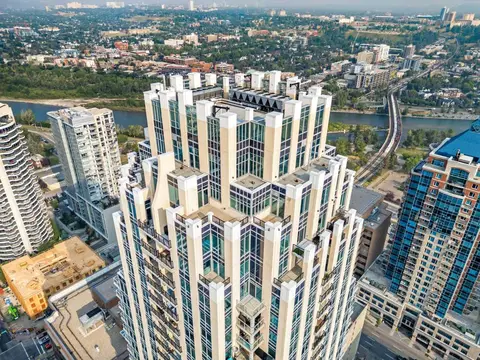 Unit 3202, 930 6 Avenue SW