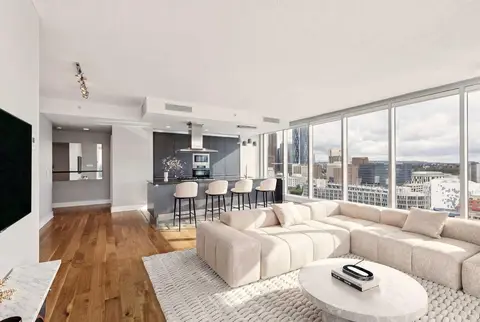 Unit 1901, 433 11 Avenue SE