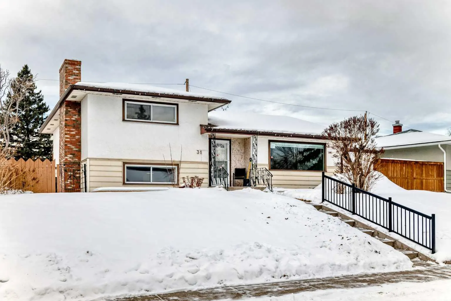 31 Fenton Road SE, Calgary - photo 1