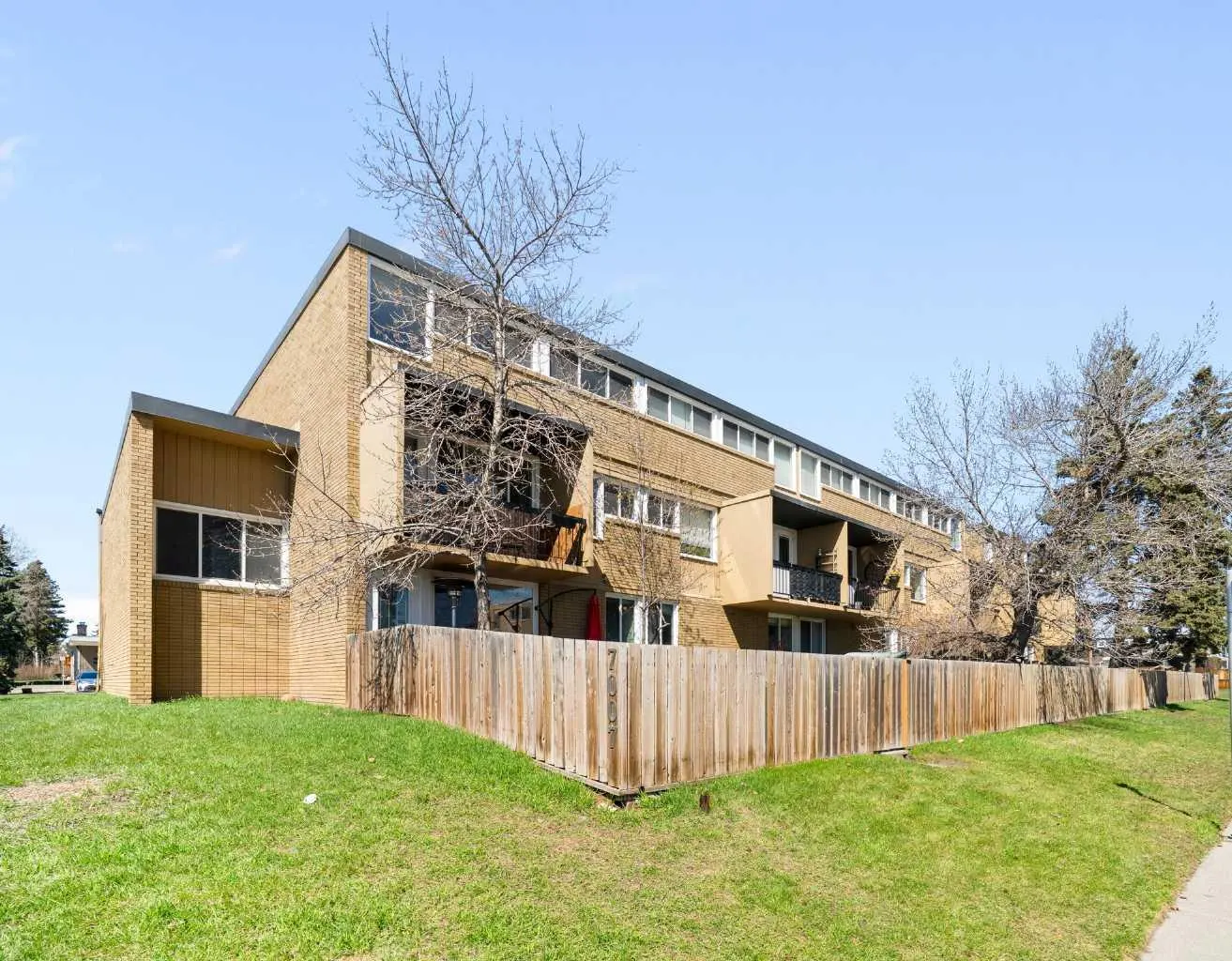 112, 7007 4A Street SW, Calgary - photo 1