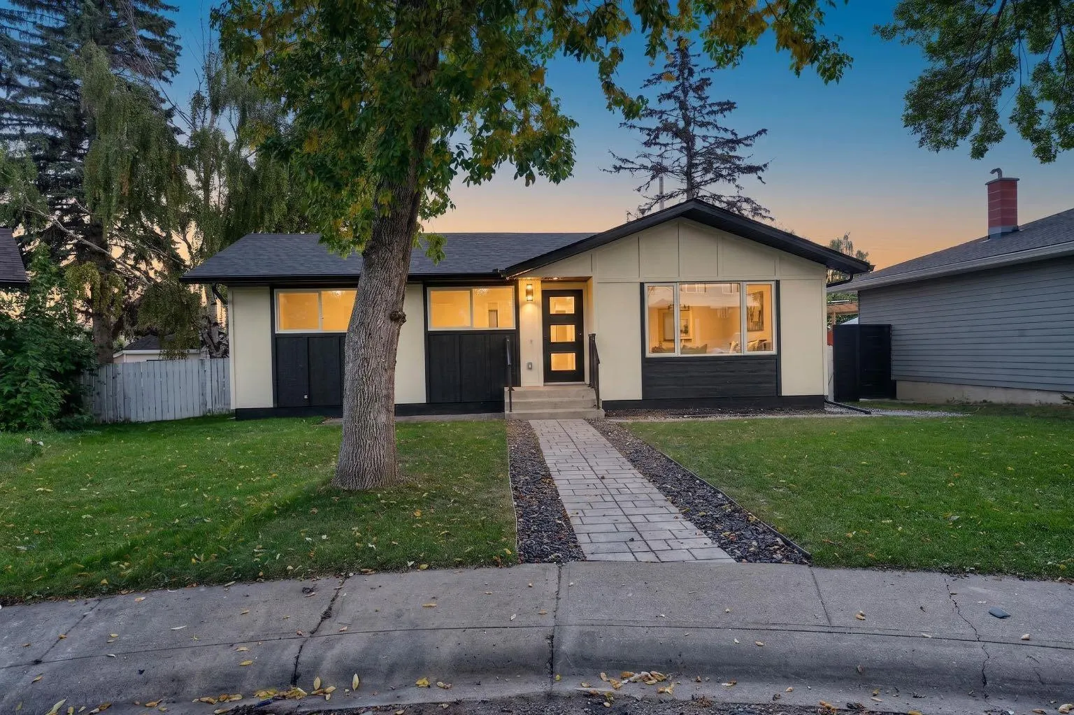 140 Fyffe Road SE, Calgary - photo 1