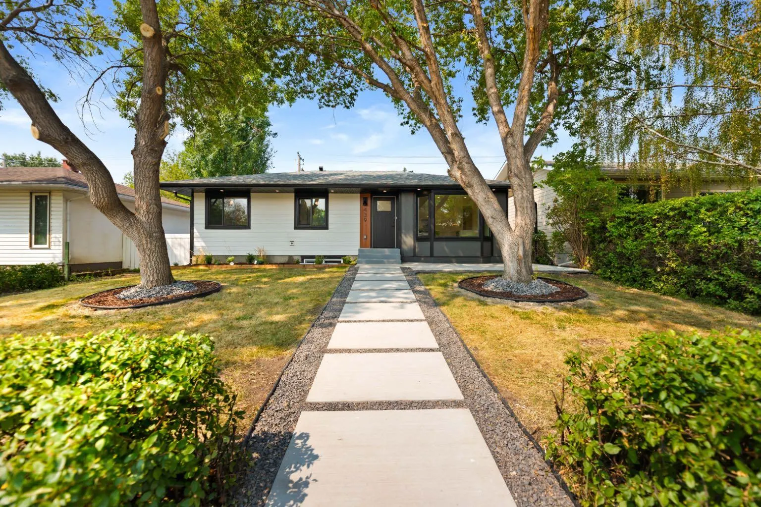 439 Arlington Drive SE, Calgary - photo 1
