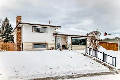 31 Fenton Road SE, Calgary