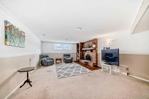 31 Fenton Road SE photo 22