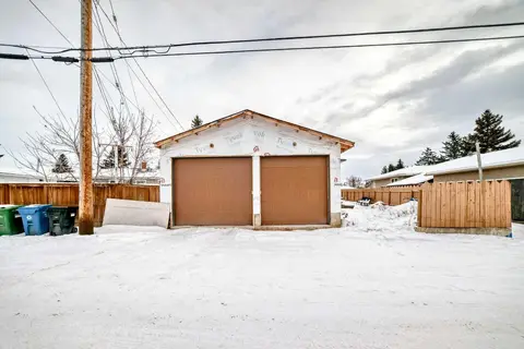 31 Fenton Road SE photo 27