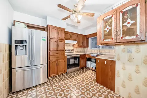 31 Fenton Road SE photo 8