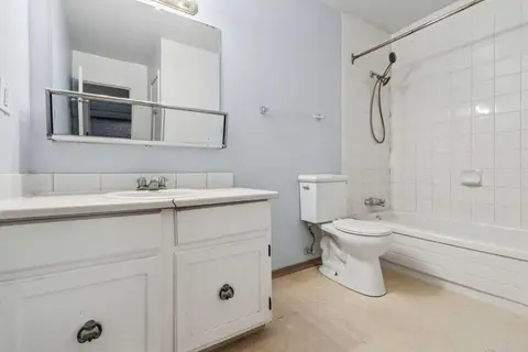 6310, 315 Southampton Drive SW photo 16