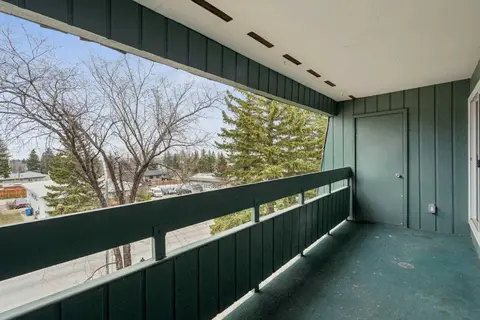 6310, 315 Southampton Drive SW photo 20