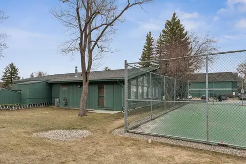 6310, 315 Southampton Drive SW photo 22