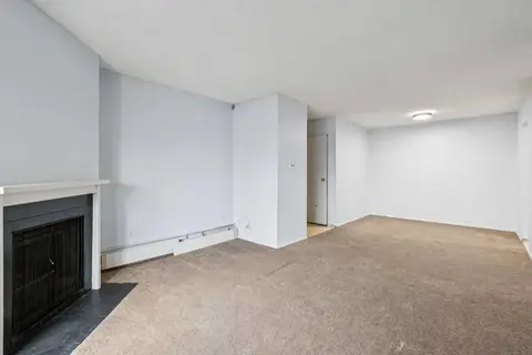 6310, 315 Southampton Drive SW photo 3