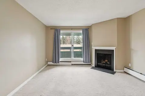 9302, 315 Southampton Drive SW photo 7