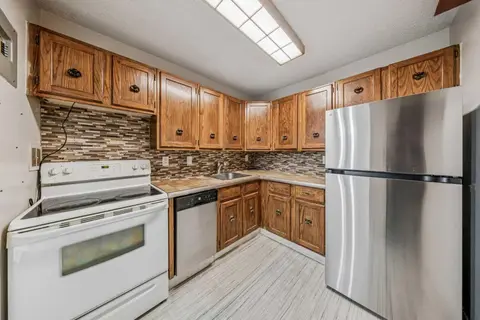 3202, 315 Southampton Drive SW photo 10