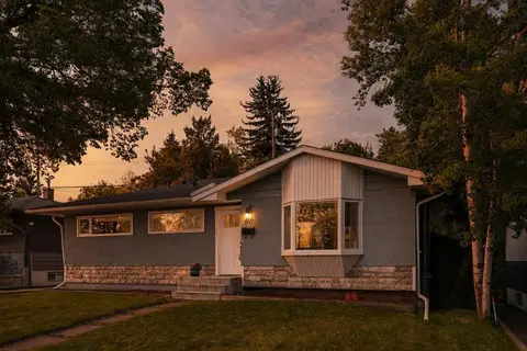40 Henefer Road SW photo 29