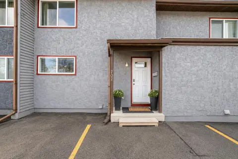 702, 9930 Bonaventure Drive SE, Calgary