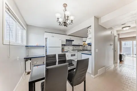 702, 9930 Bonaventure Drive SE photo 13