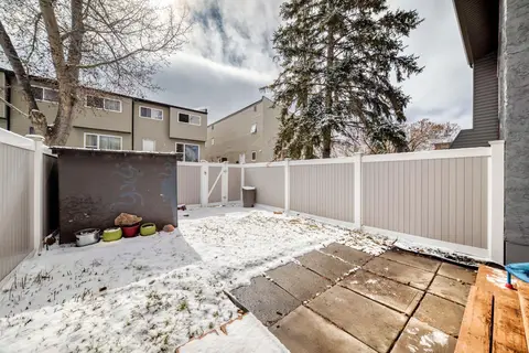 702, 9930 Bonaventure Drive SE photo 29