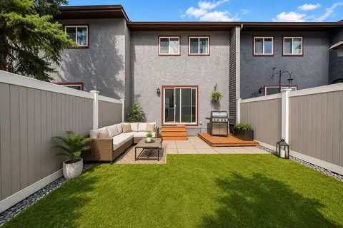 702, 9930 Bonaventure Drive SE photo 6