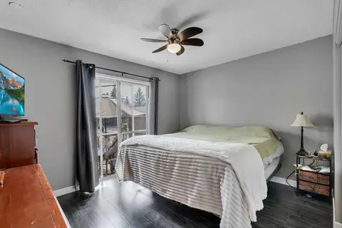249 Acadia Drive SE photo 13