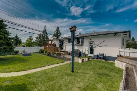 249 Acadia Drive SE photo 33