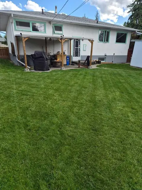 126 Springwood Drive SW photo 29
