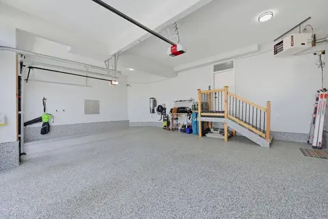 102 Malibou Road  photo 44