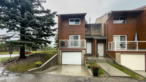 101, 1305 Glenmore Trail , Calgary
