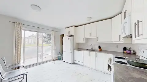101, 1305 Glenmore Trail  photo 2