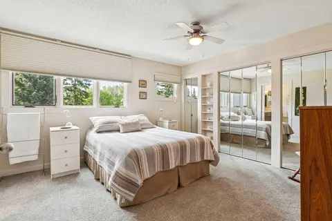 10931 Willowfern Drive SE photo 32
