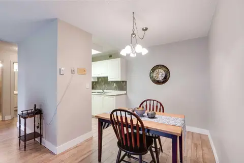 11A, 231 Heritage Drive SE photo 12