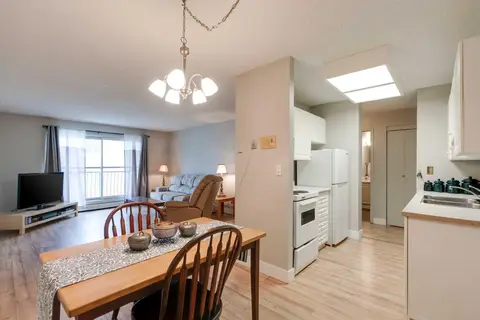 11A, 231 Heritage Drive SE photo 13