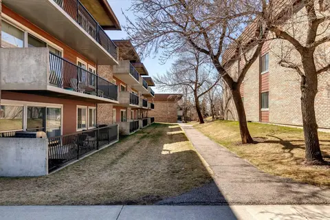11A, 231 Heritage Drive SE photo 20