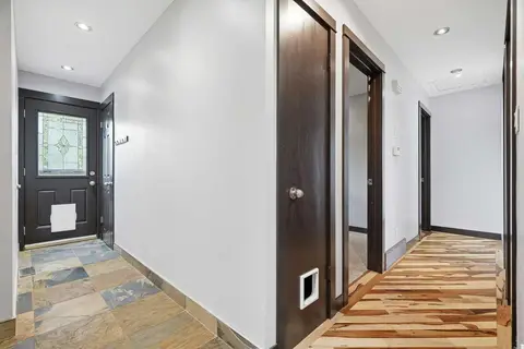 316 Canniff Place SW photo 18