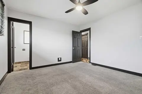 316 Canniff Place SW photo 23