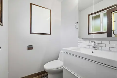 316 Canniff Place SW photo 25