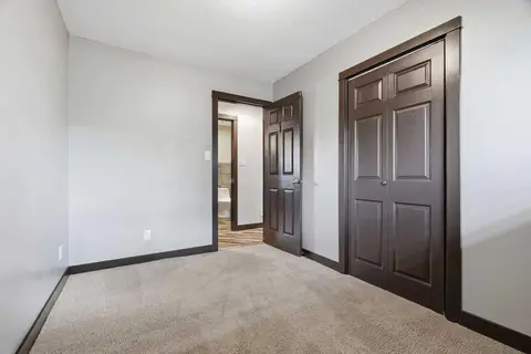 316 Canniff Place SW photo 28
