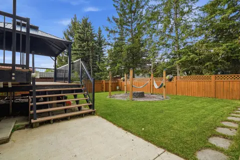 316 Canniff Place SW photo 45