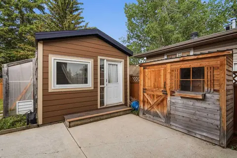 316 Canniff Place SW photo 48